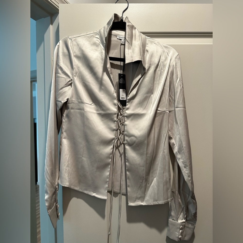 Long sleeve shirt, brand new